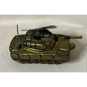 Robert Stanley Holiday Christmas Green Army‎ Tank Ornament Glass Armored NEW